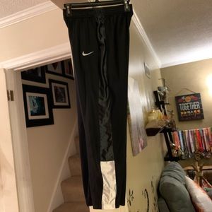Boys Nike pants size large